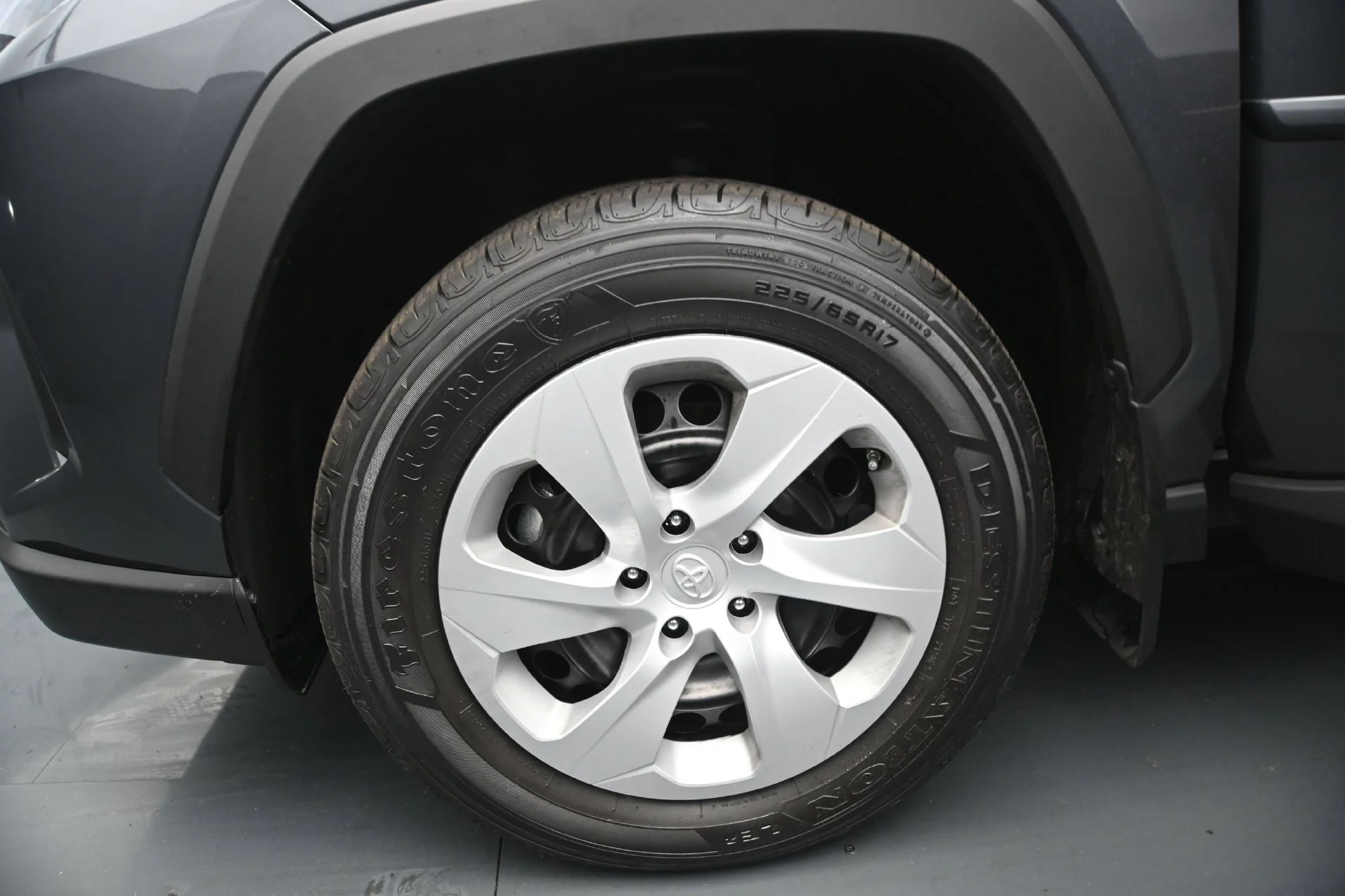 Used 2024 Magnetic Gray Metallic Toyota LE image 25