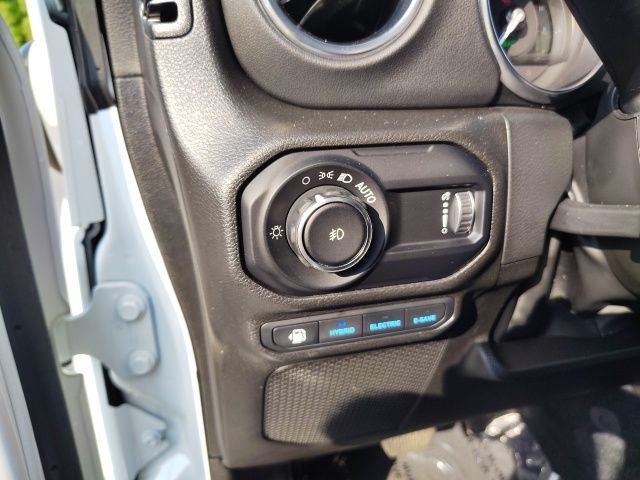 Used 2023 White Jeep Sahara 4xe image 12