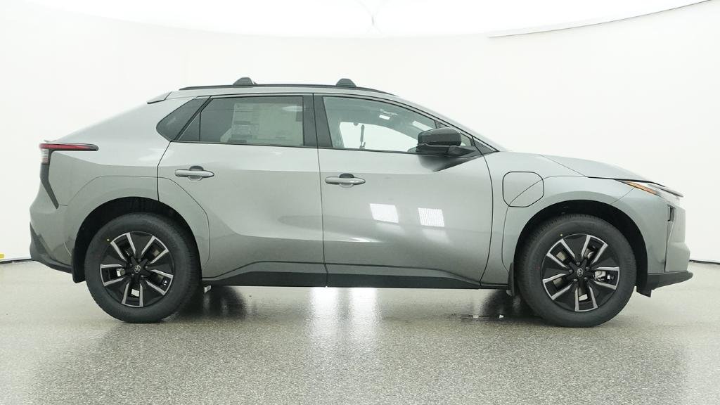 New 2026 Heavy Metal Toyota XLE image 64