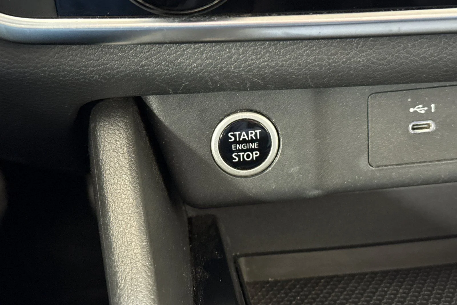 2023 Nissan Rogue S - Photo 28