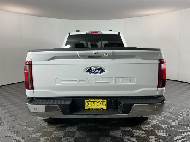 New 2026 Star White Metallic Tri-Coat Ford Lariat image 5