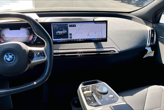 2025 BMW iX 50 - Photo 6