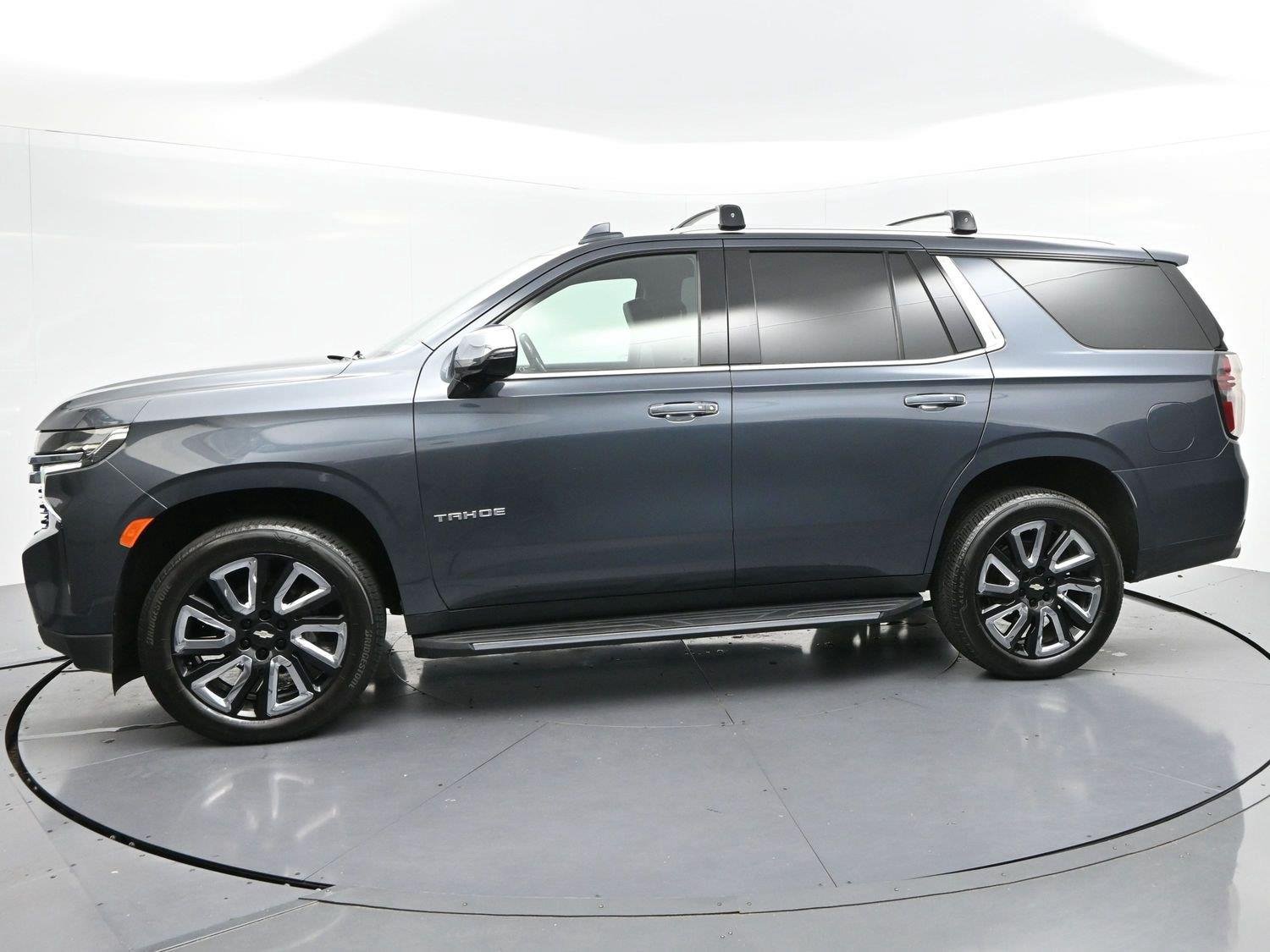 Used 2021 Shadow Gray Metallic Chevrolet Premier image 4