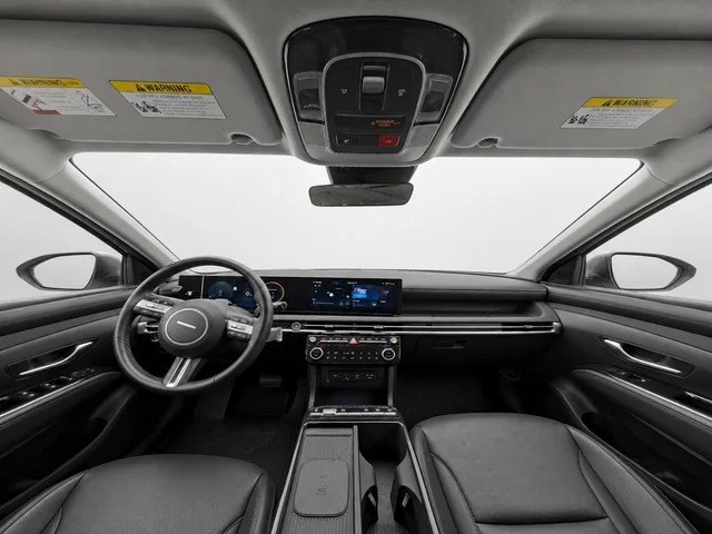 Used 2025 White Hyundai Limited image 11