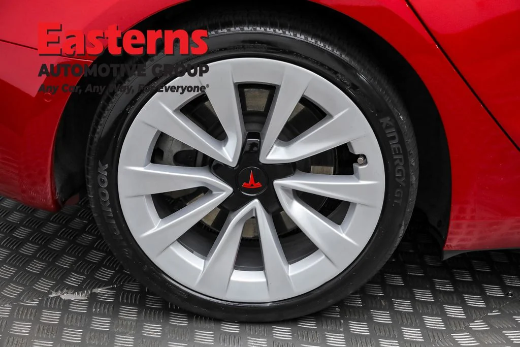 Used 2021 Red Tesla Long Range image 25
