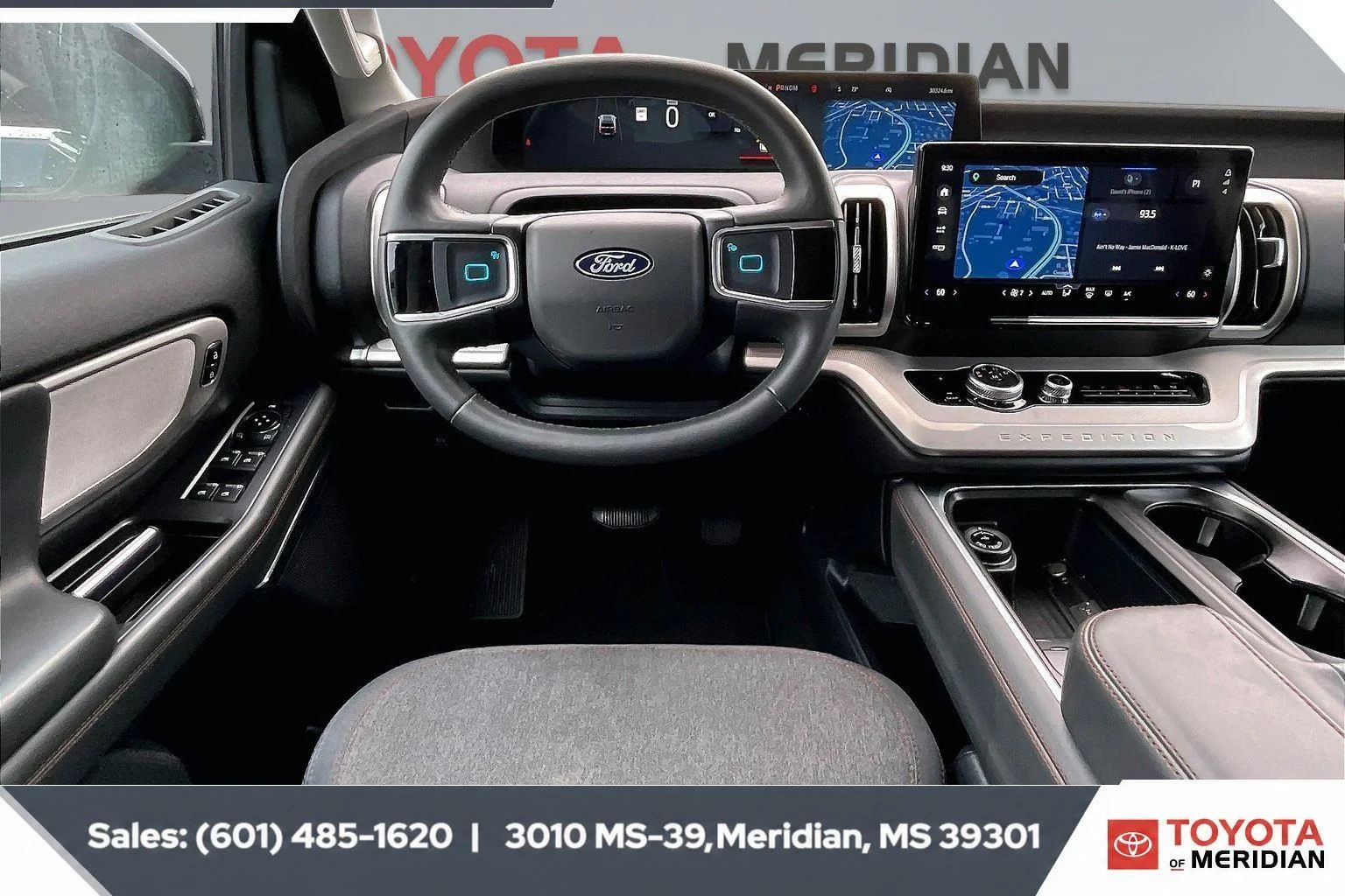 Used 2025 Stone Blue Ford Active image 5