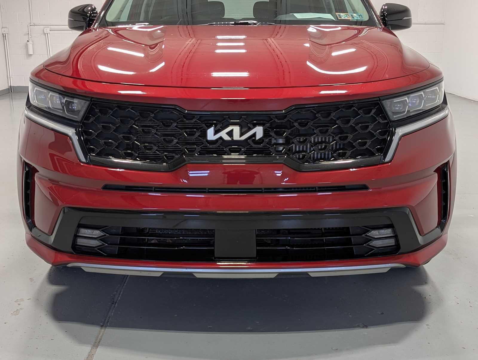 Used 2022 RED Kia SX image 2