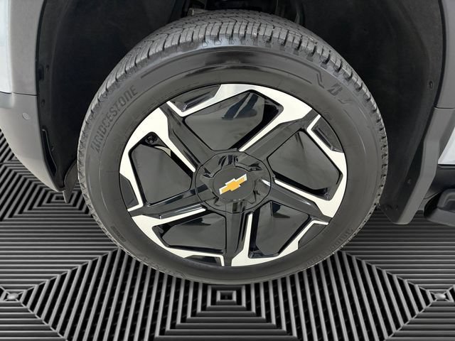 Certified Used 2026 Slate Gray Metallic Chevrolet LT - Max Range image 9