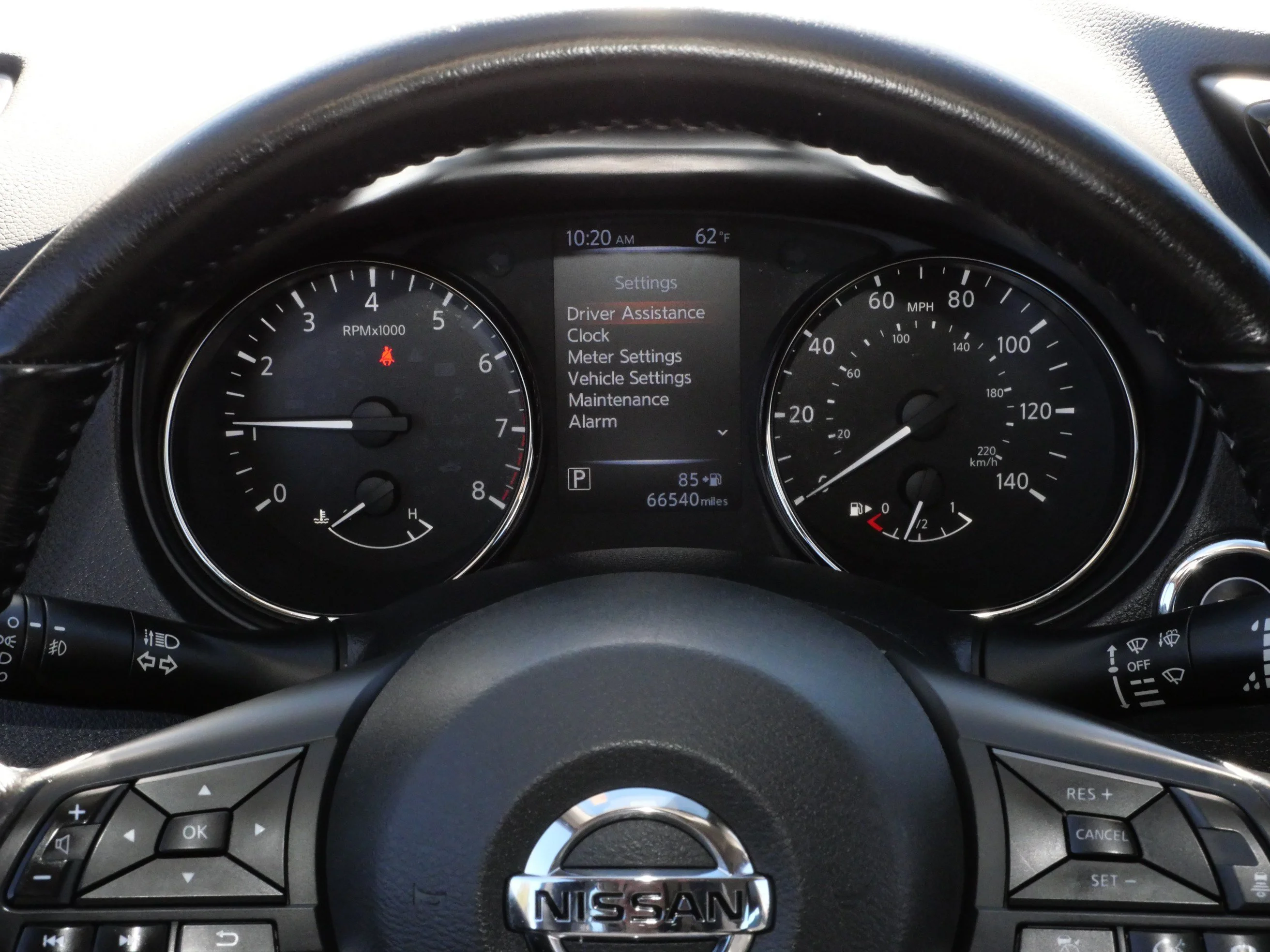 Used 2017 Gun Metallic Nissan SL image 21