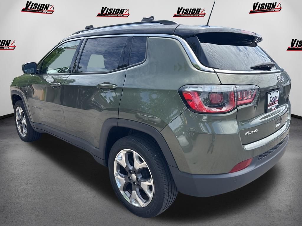 Used 2017 Green Jeep Limited image 8
