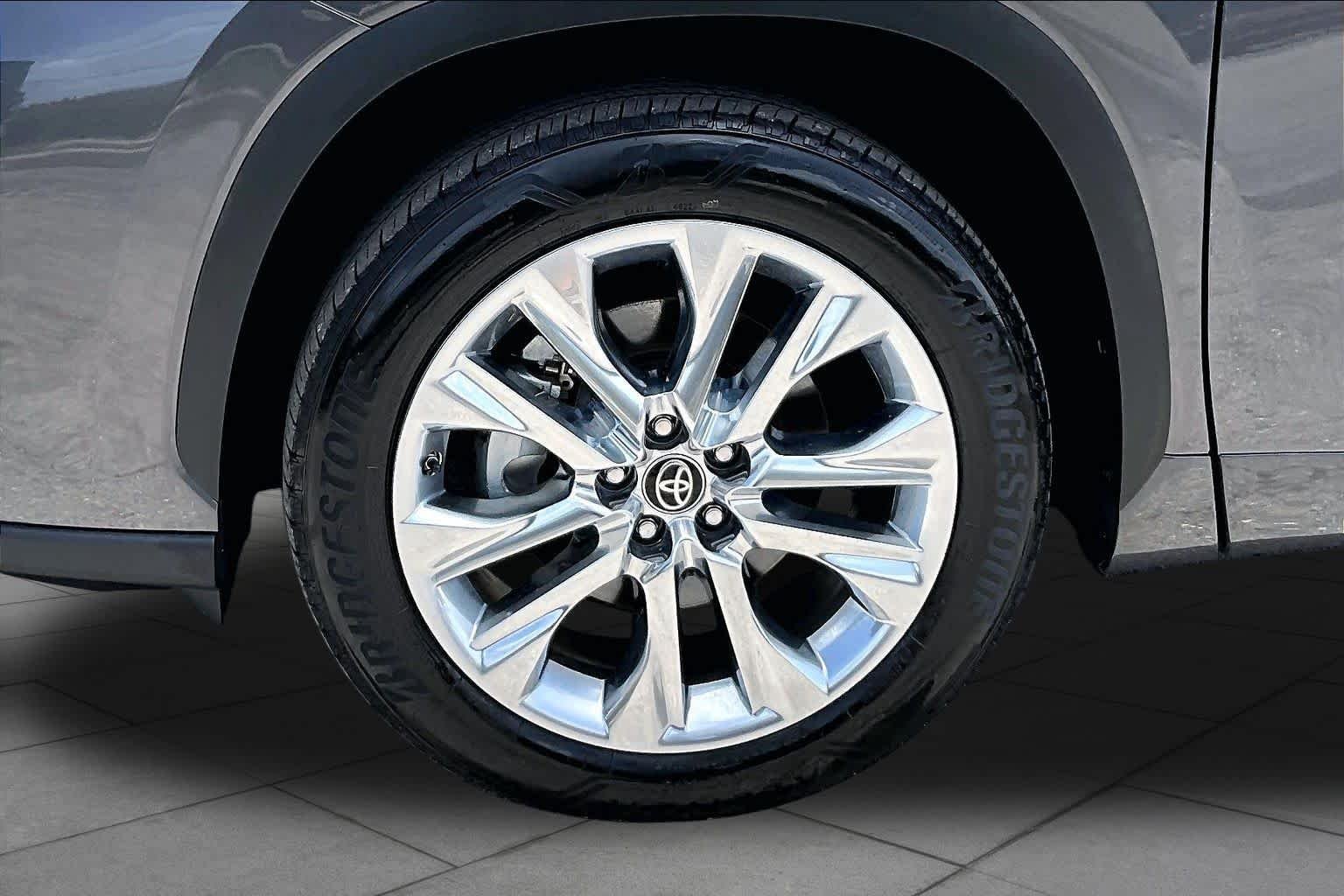 Used 2022 Magnetic Gray Metallic Toyota Limited image 11