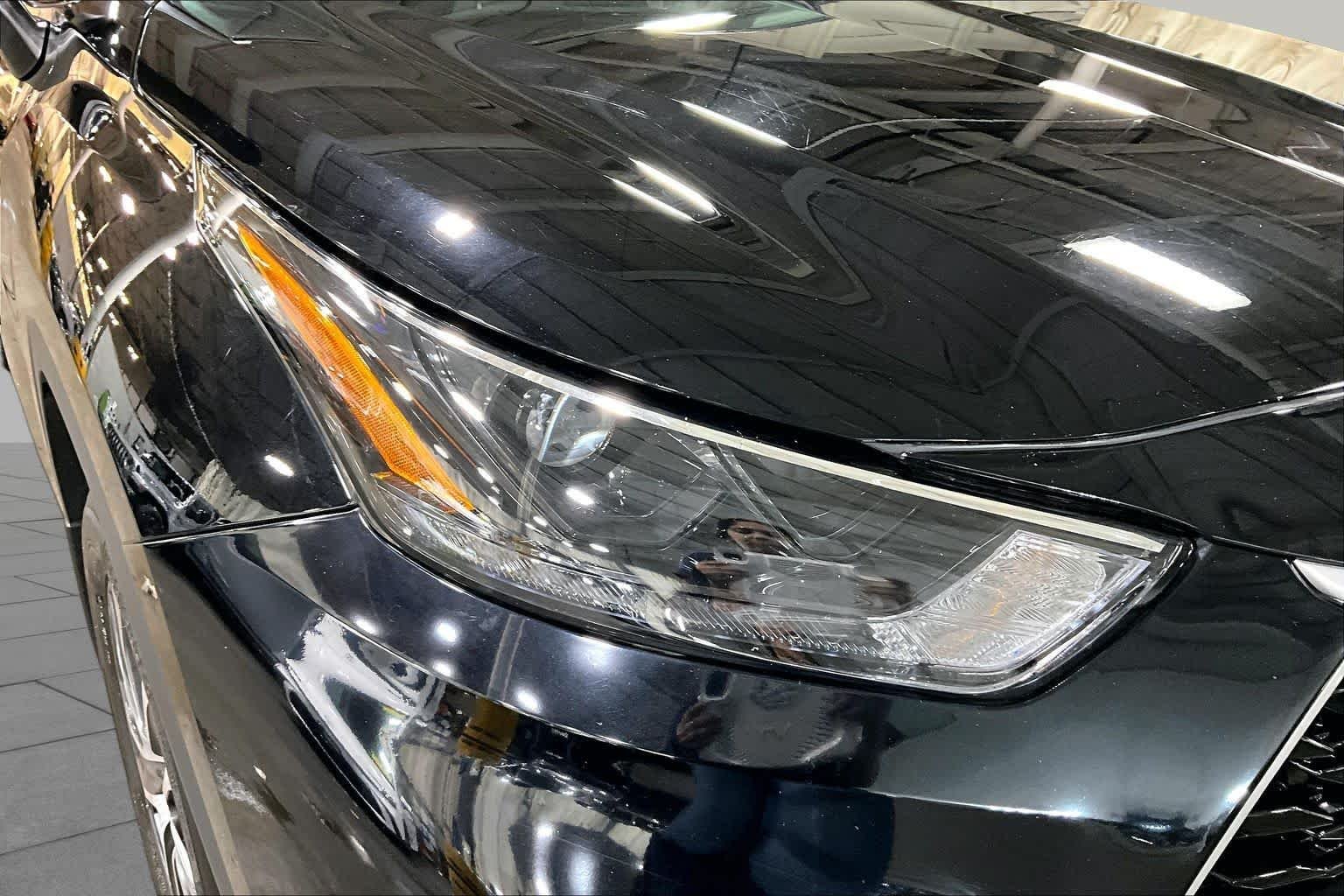 Used 2023 Midnight Black Metallic Toyota XLE image 28