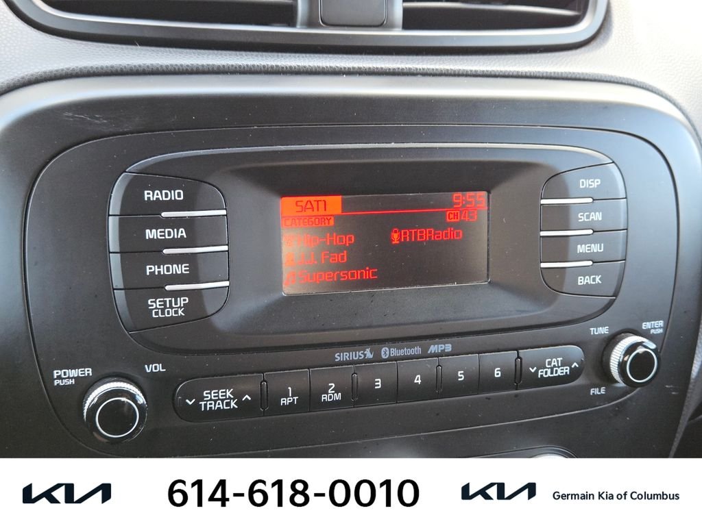 Used 2016 Green Kia Base image 23
