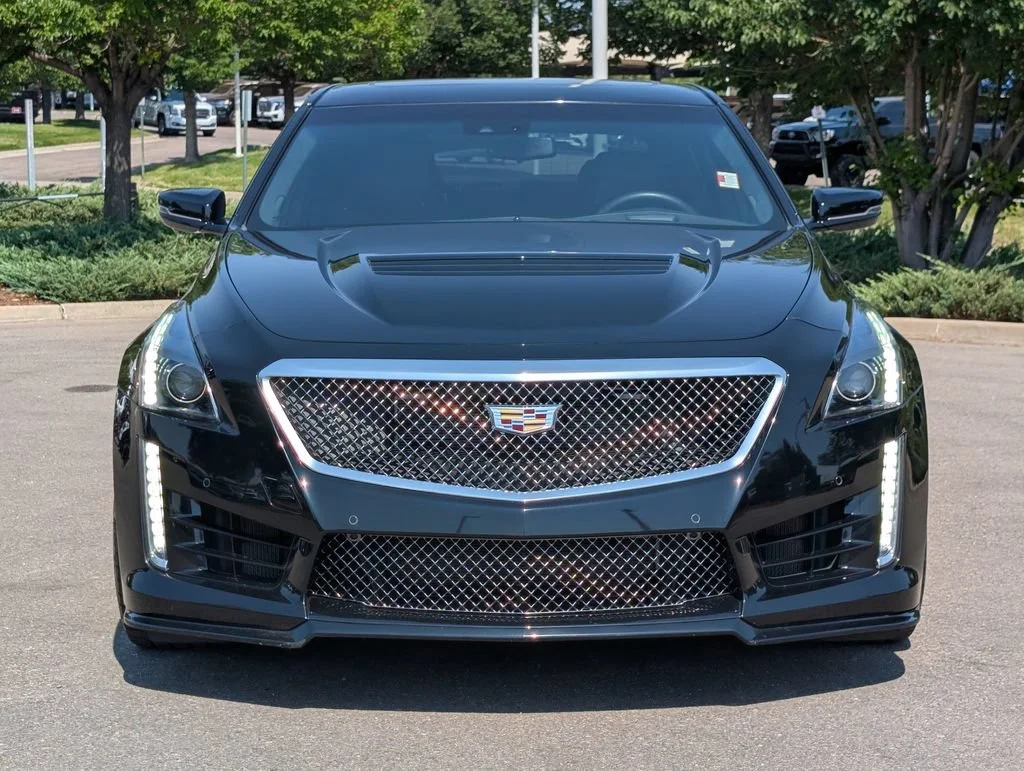 Used 2018 BLACK RAVEN Cadillac 4dr Sdn image 7