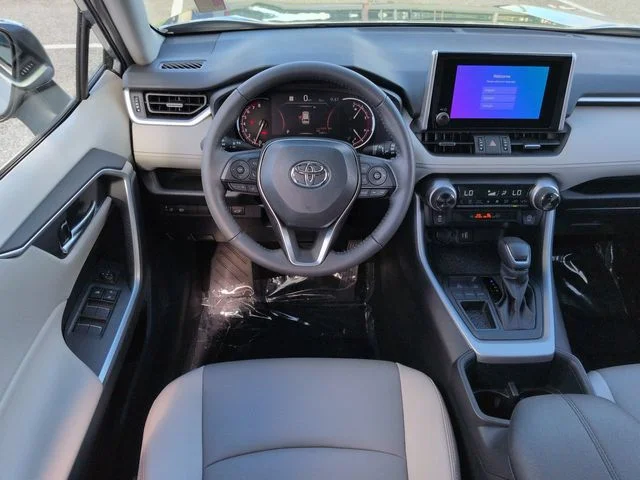 Certified Used 2025 Silver Toyota XLE Premium image 16