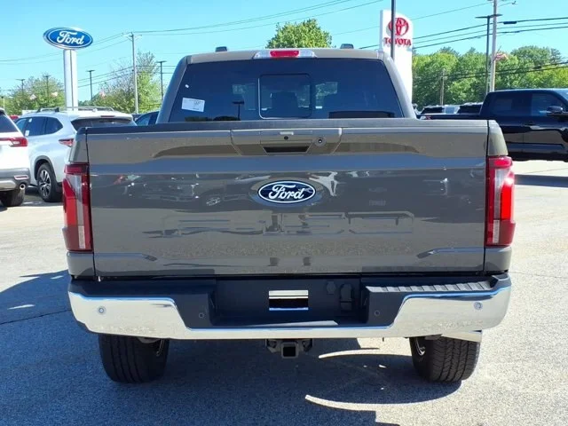 New 2026 Marsh Gray Ford Lariat image 25