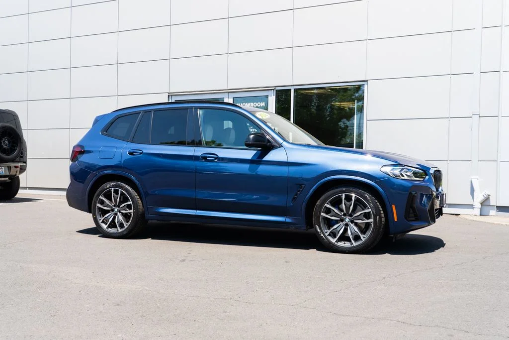 Used 2022 Blue BMW M40i image 30