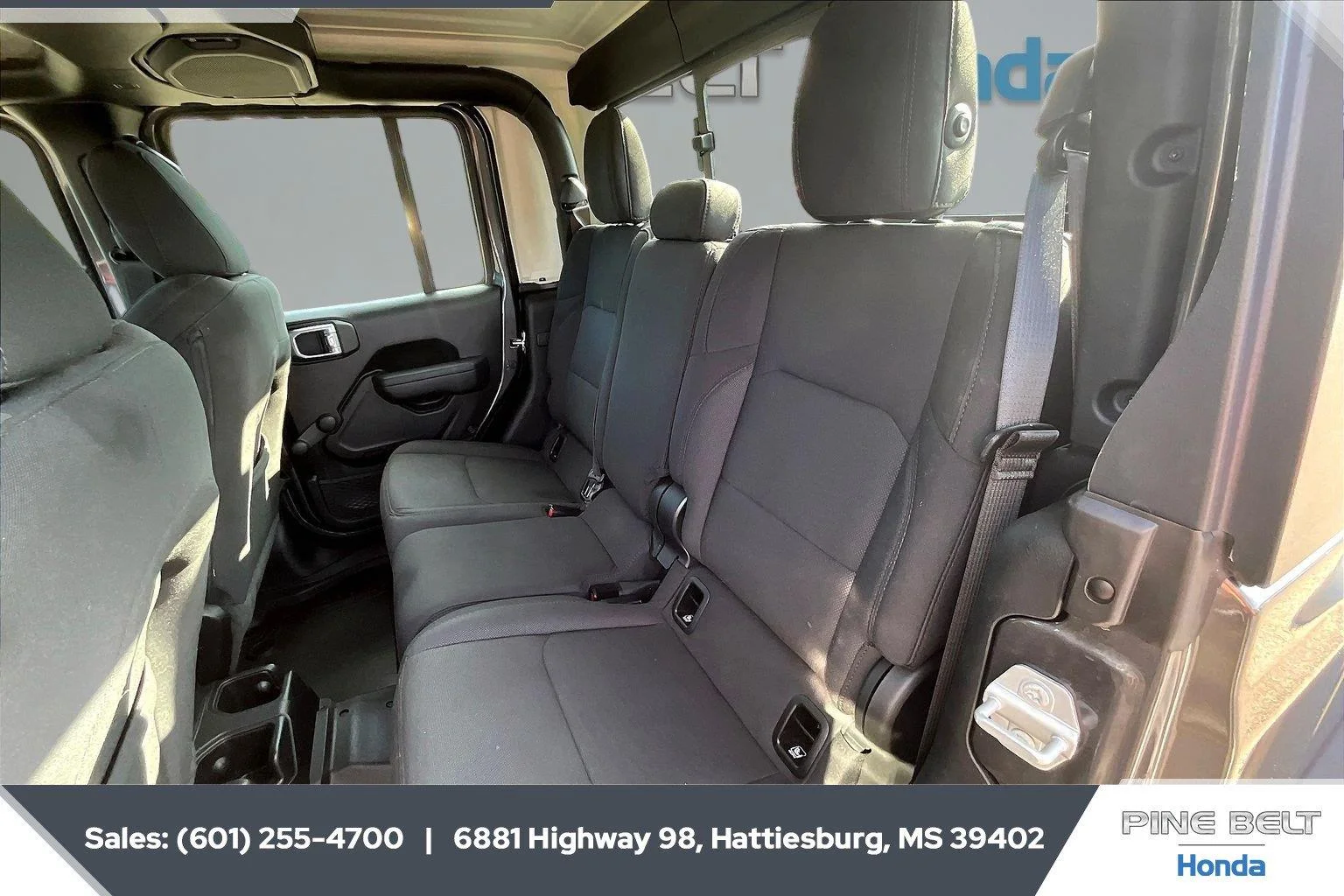 Used 2023 Granite Crystal Metallic Clearcoat Jeep Sport image 19