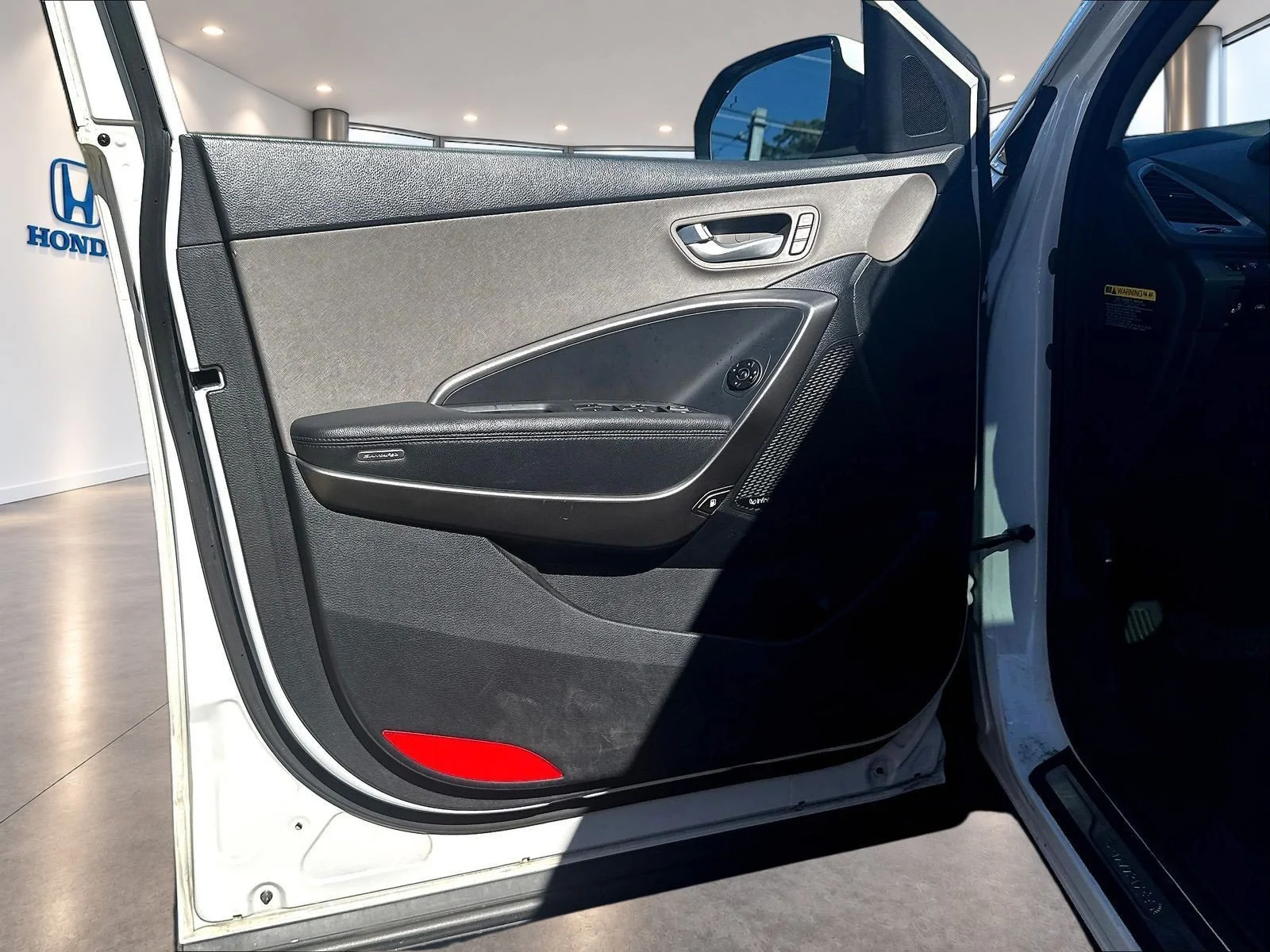 Used 2017 Monaco Hyundai Limited Ultimate image 23