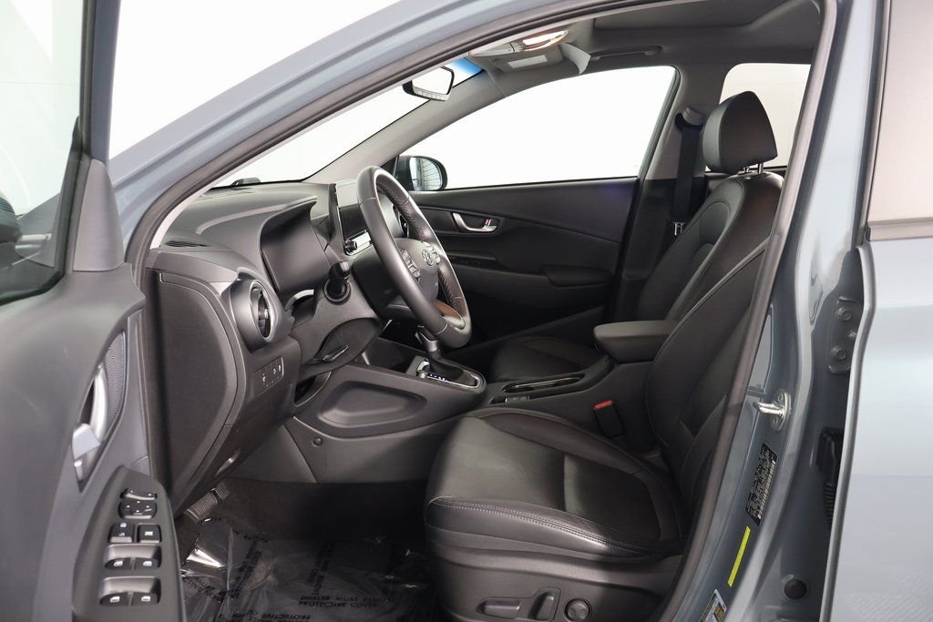 Used 2022 Cactus Hyundai Limited image 10