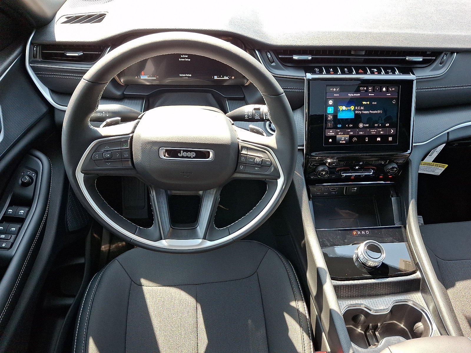 New 2026 Diamond Black Crystal Pearlcoat Jeep Laredo X image 7