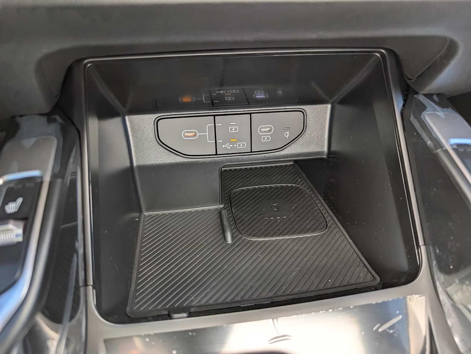 2026 Kia Sorento S - Photo 27
