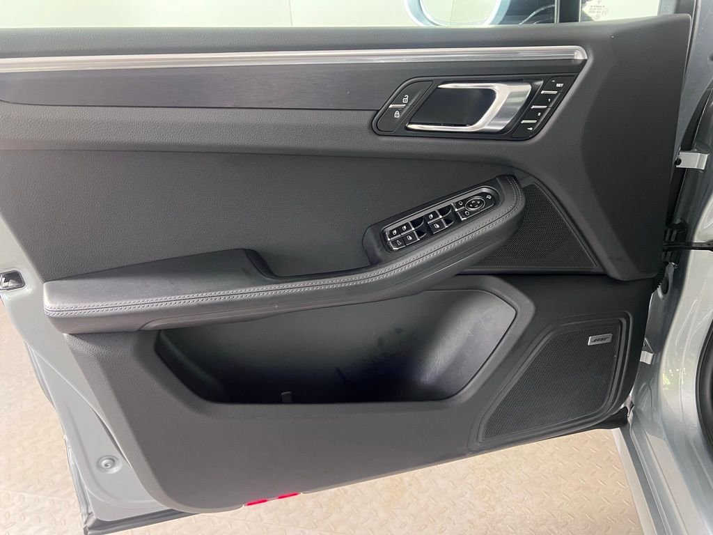 Certified Used 2023  Porsche GTS image 27
