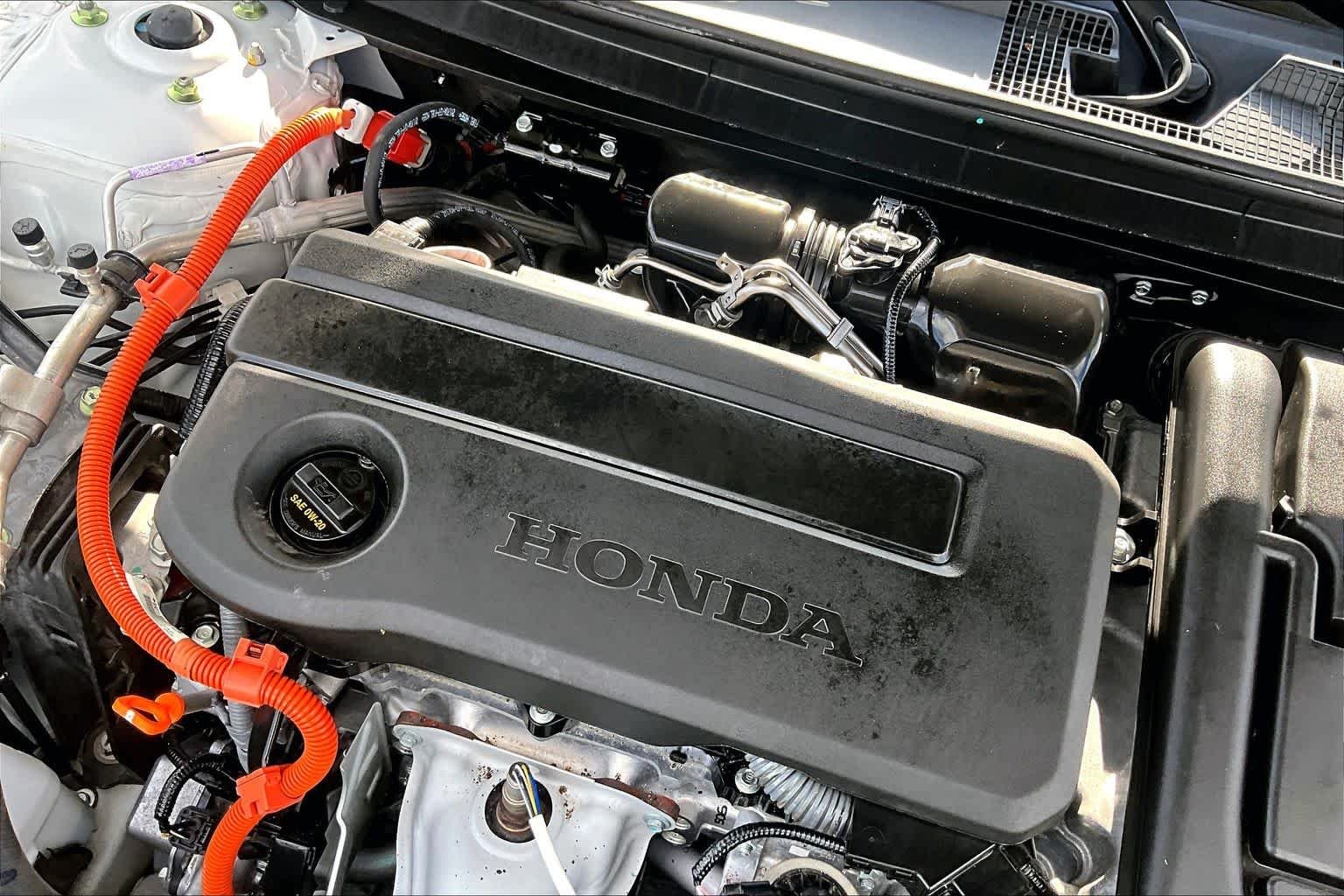 Used 2023 Platinum White Pearl Honda Touring image 33