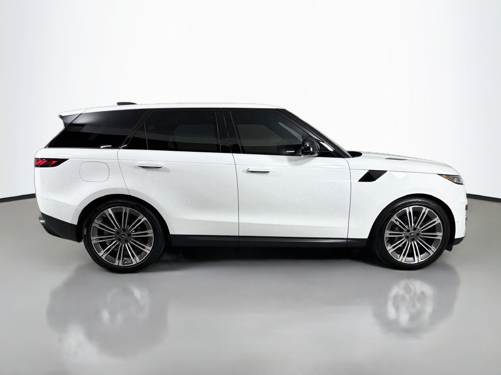 Certified Used 2025 White Land Rover SE image 4