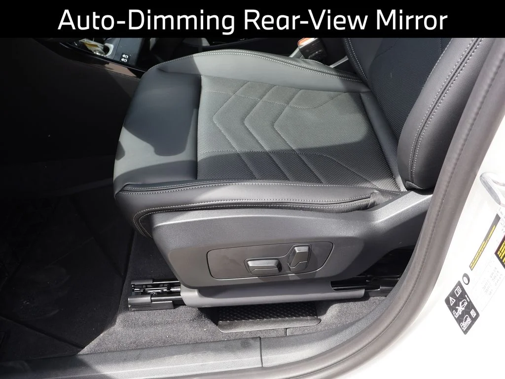Certified Used 2025 White BMW xDrive28i image 12