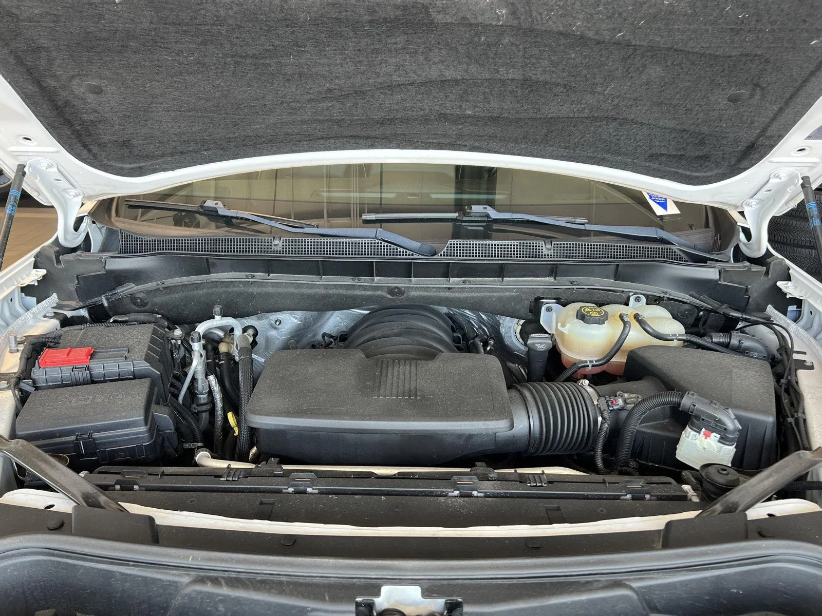 Used 2023 Summit White Chevrolet Premier image 10