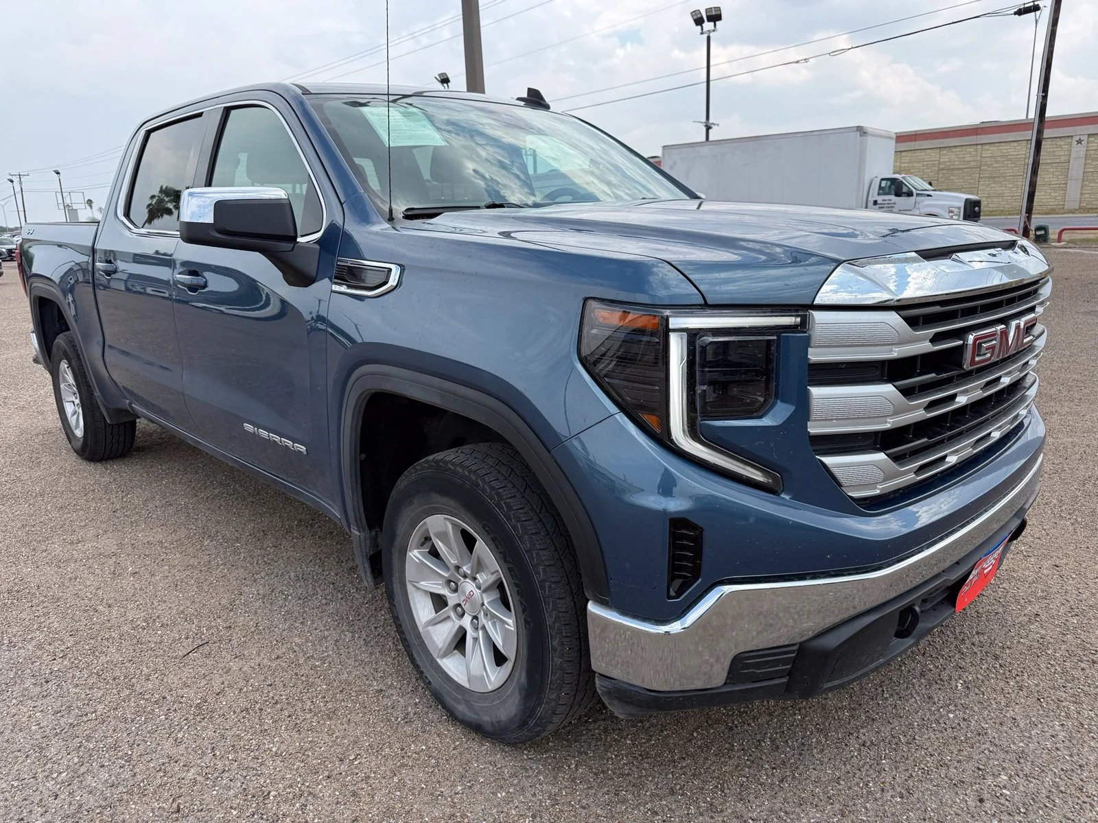 Used 2024 Blue GMC SLE image 1