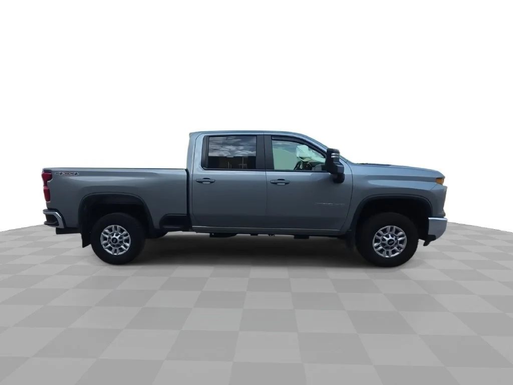 2025 Chevrolet Silverado 2500HD LT - Photo 9