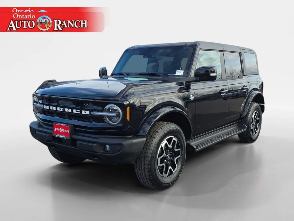New 2025 SHADOW BLACK Ford Outer Banks image 7