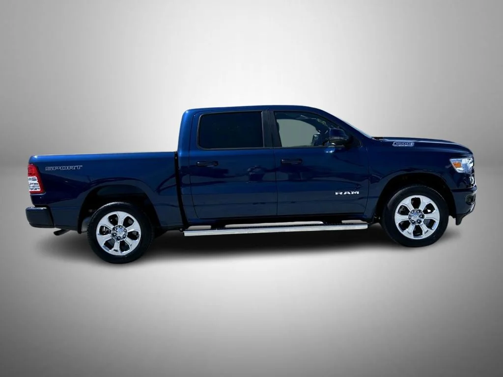 Used 2023 Blue Ram Big Horn/Lone Star image 4