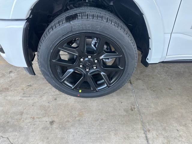 New 2026 Bright White Clear-Coat Exterior Paint RAM Laramie image 12
