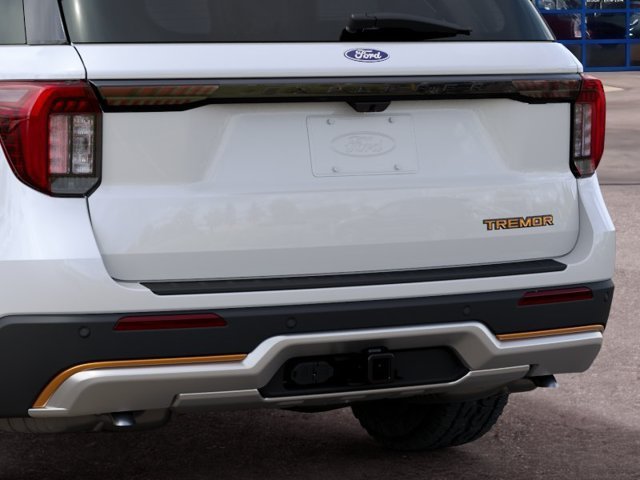 New 2027 Star White Metallic Tri-Coat Ford Tremor® image 23