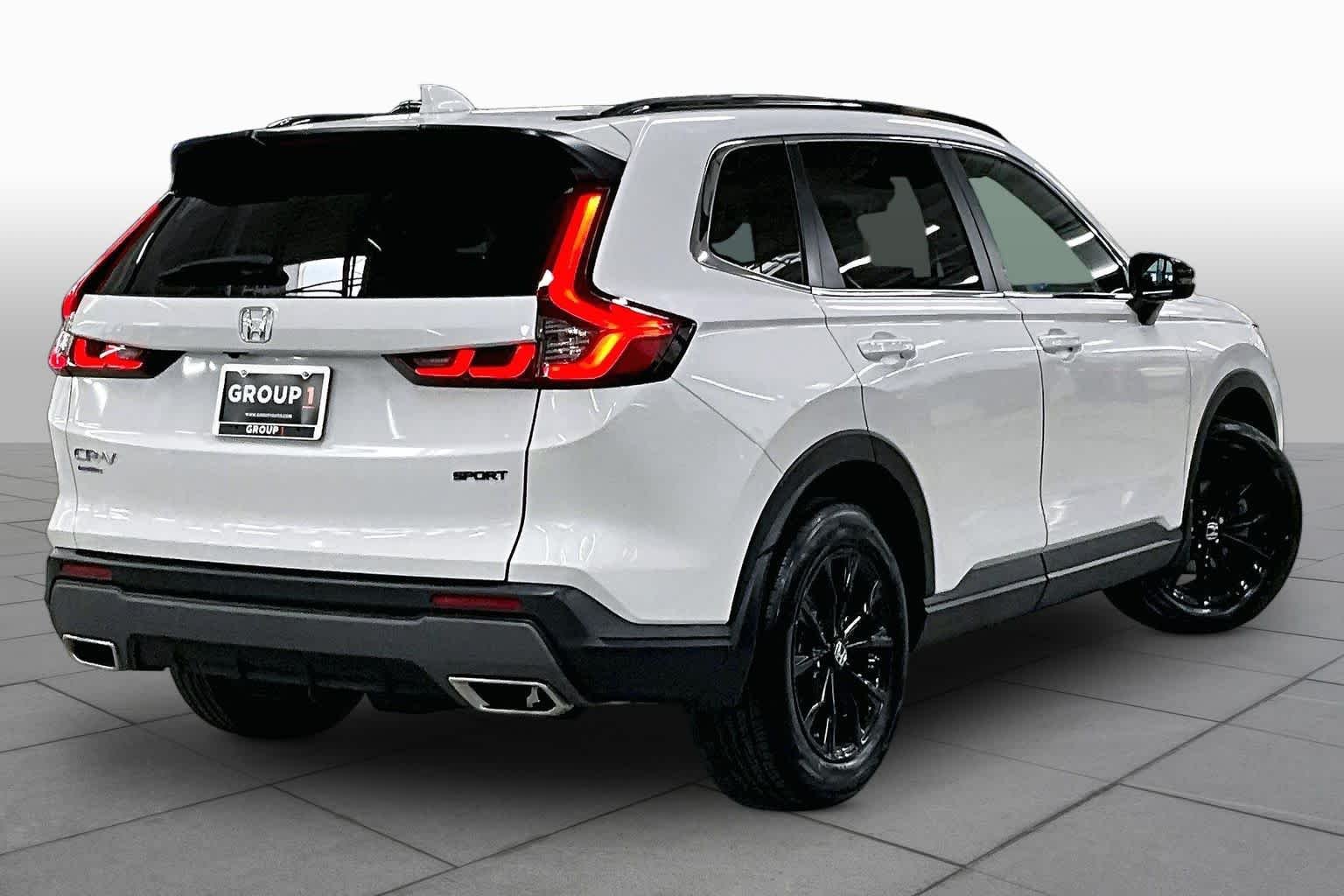 Used 2024 Platinum White Pearl Honda Sport image 13