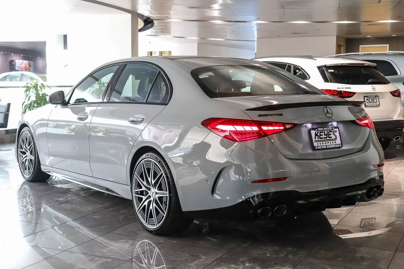 New 2026 MANUFAKTUR Alpine Grey Mercedes-Benz AMG® C 43 image 2