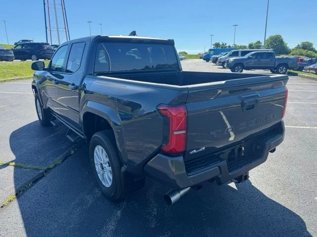 New 2026  Toyota SR5 image 5