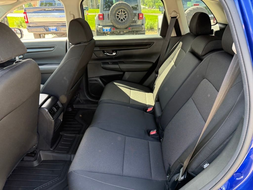 Used 2023  Honda EX image 15