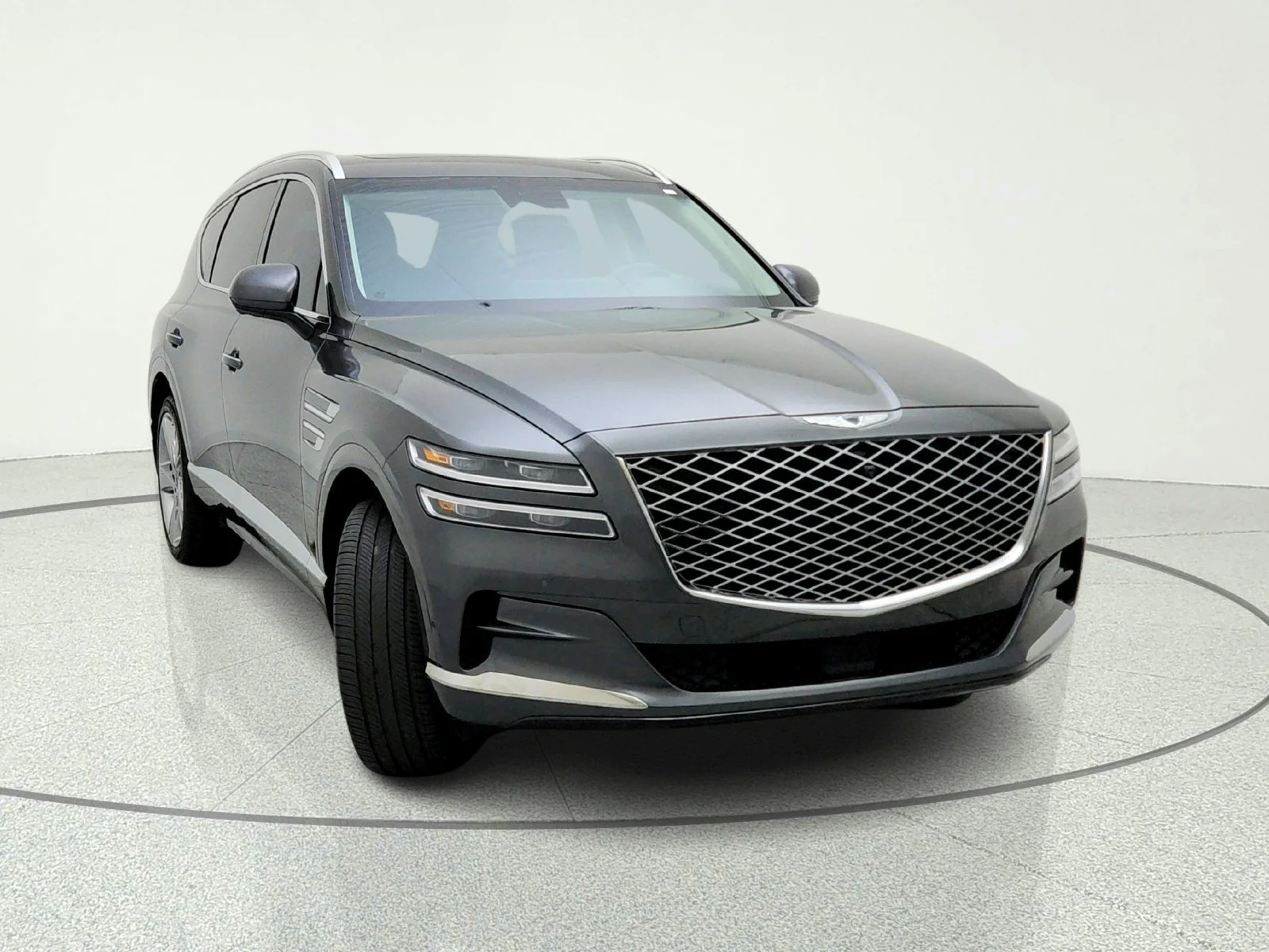 Used 2023 Himalayan Gray Genesis PRESTIGE image 4