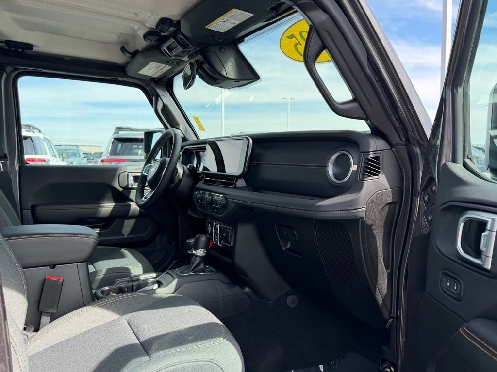 2025 Jeep Wrangler 4xe Sahara 4XE - Photo 19