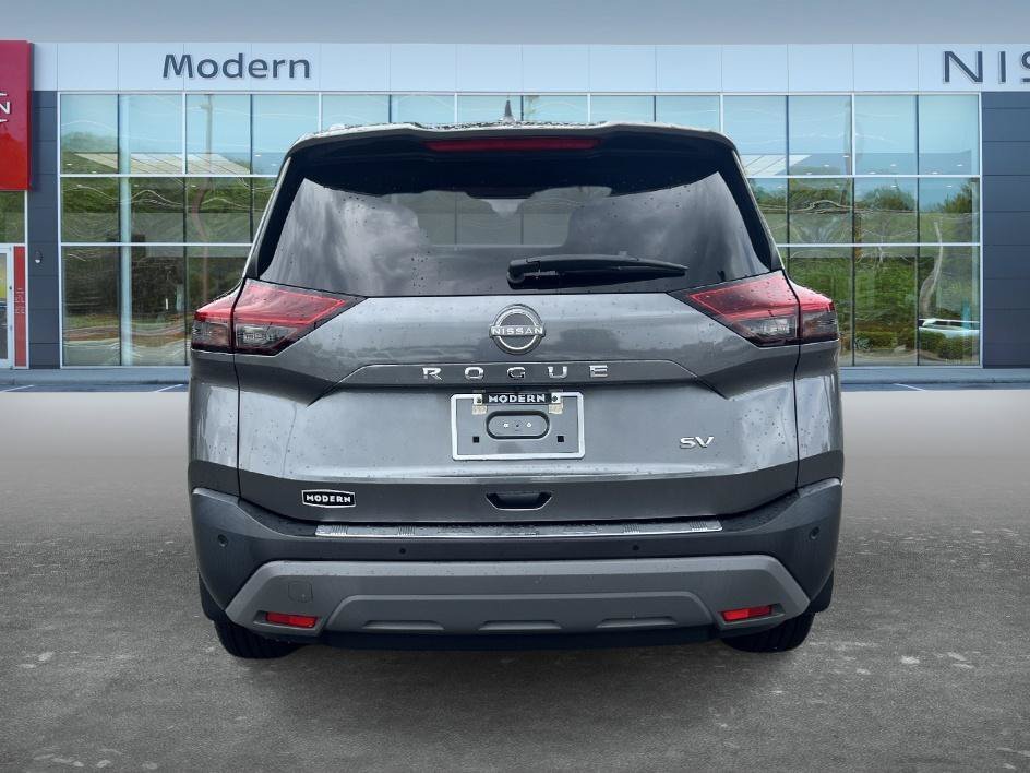 Used 2023 Gun Metallic Nissan SV image 6