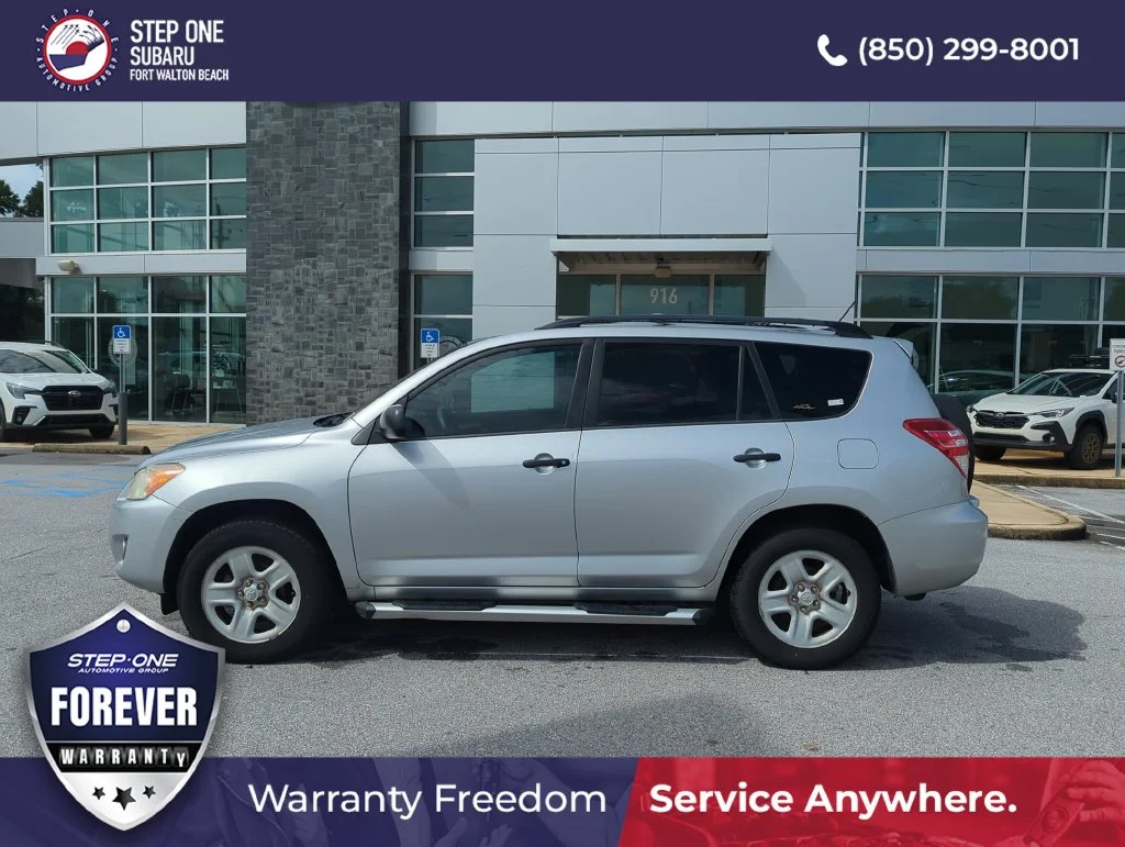 Used 2012 Silver Toyota Base image 4