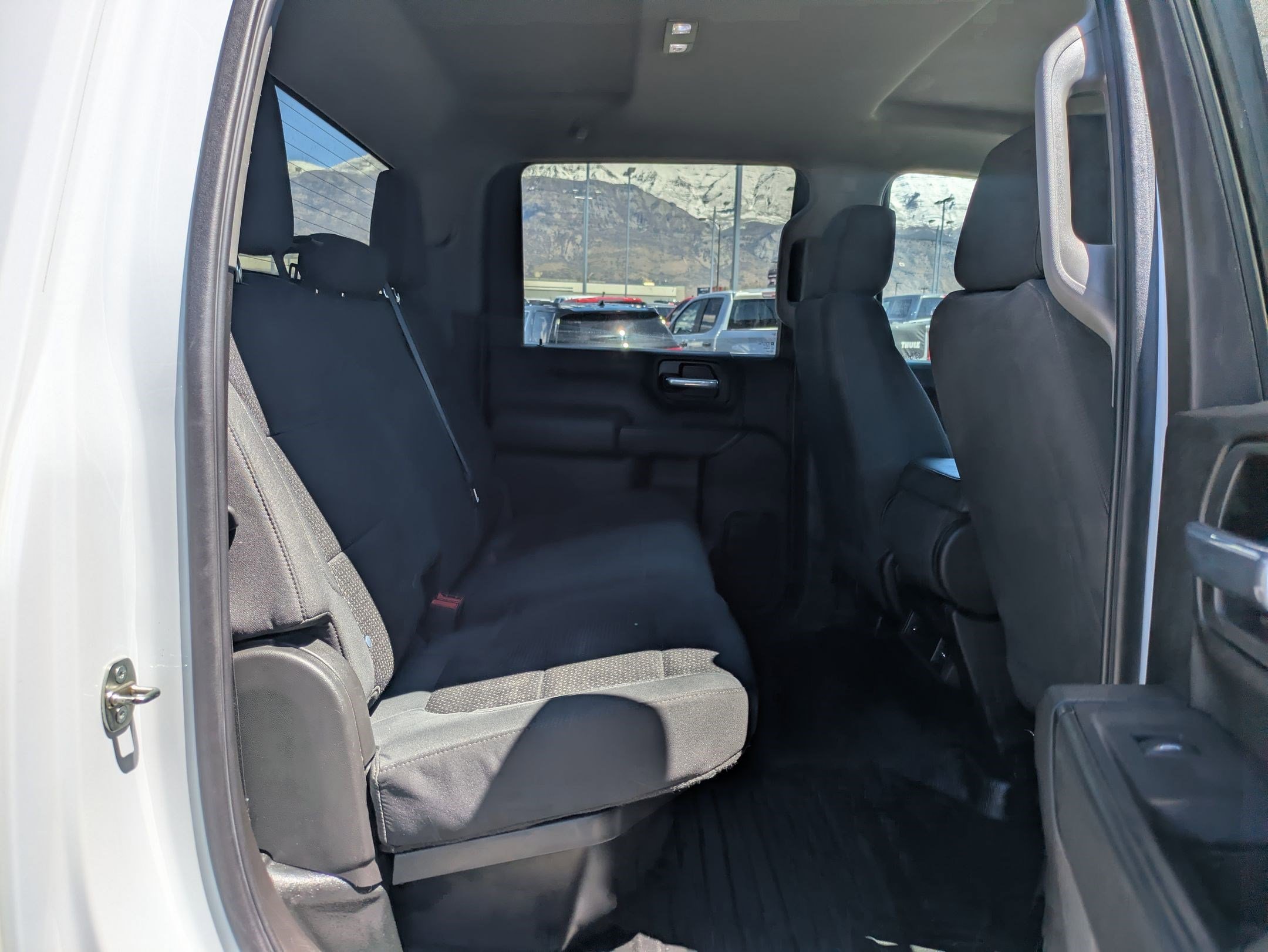 Used 2021 Summit White GMC Base image 27