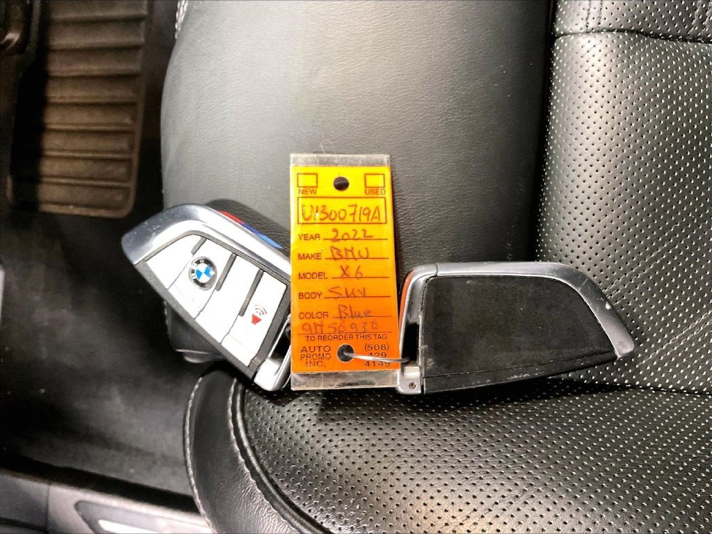 Used 2022 Blue BMW Base image 32