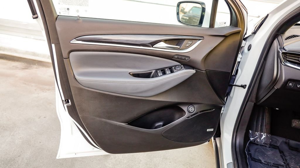 Used 2024 Summit White Buick Premium Group image 25