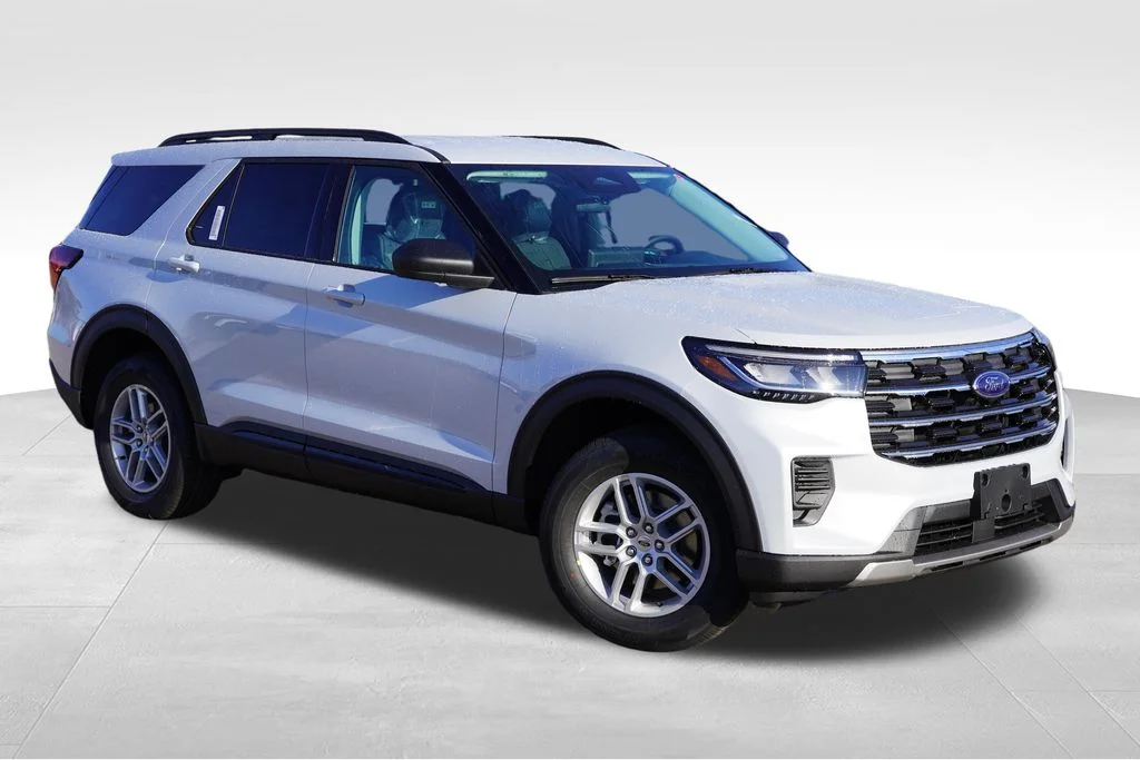 2026 Ford Explorer Active 4WD's photo