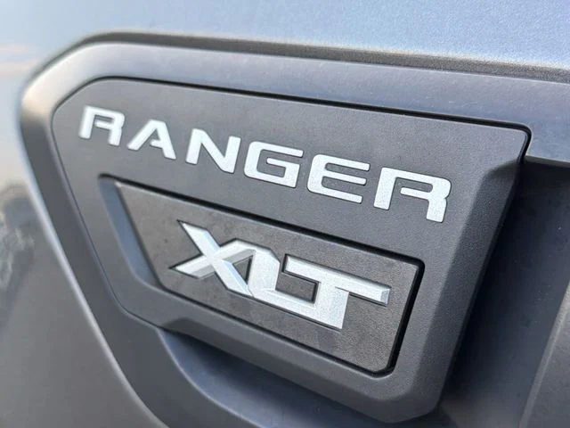 Used 2019 Gray Ford XLT image 34